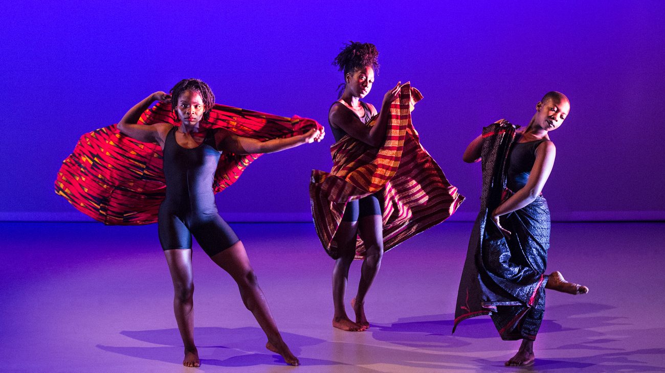 Uchenna Dance's The Head Wrap Diaries. Photo Foteini Christofilopoulou.