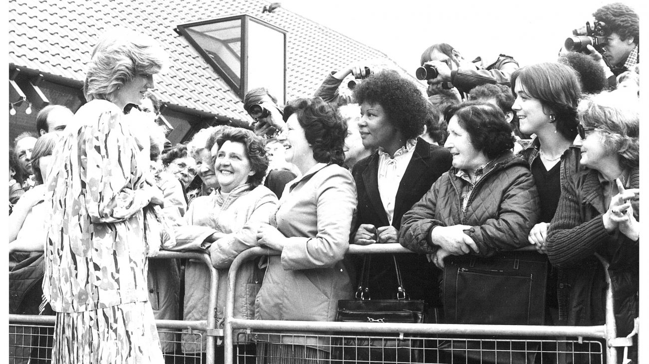 Princess Diana and the crowd on Douglas Way.