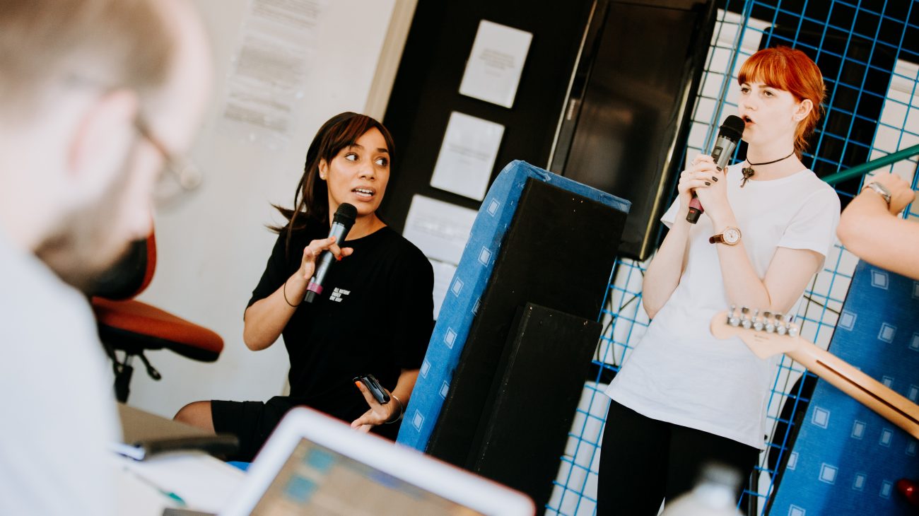 Rehearsals for One Life Stand. Photo by Thomas Arran.